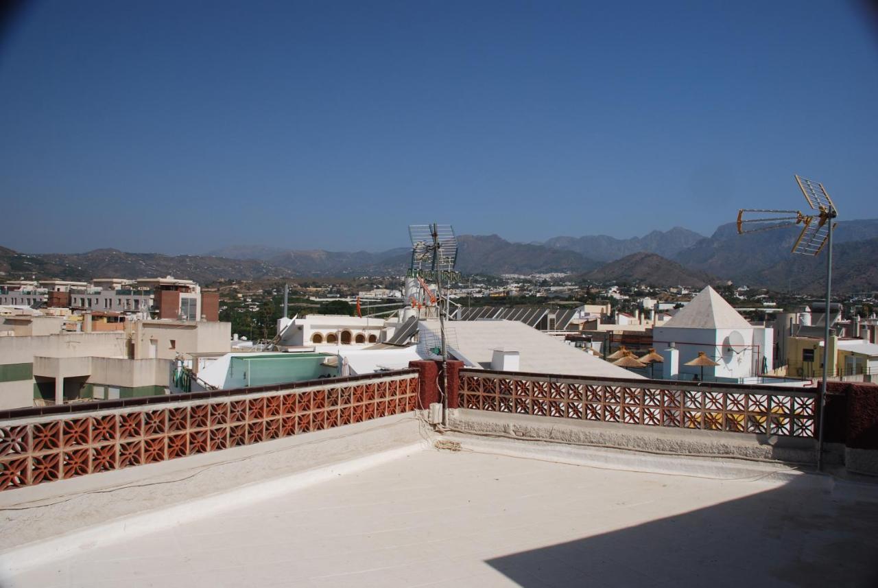 Mini Penthouse Close To Beach With Nice Seaviews Nerja Kültér fotó